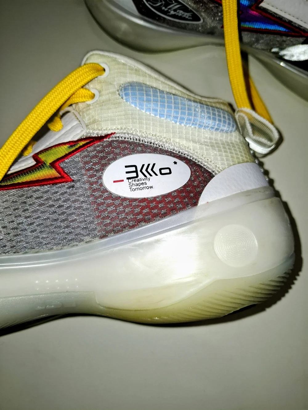 Li - Ning Wade Dwyane Limited Edition Sneakers  with Yellow Laces